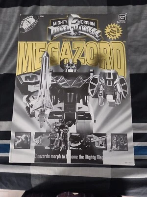 Mighty Morphin Power Rangers Edición Coleccionista Negra y Dorada Megazord Precintado  Foto 1 de 4