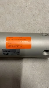 Nuovo senza scatola SMC NCDGCN50-0300 cilindro, aria, NCG CILINDRO CORPO TONDO. - Foto 1 di 12