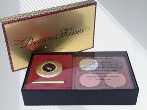 VICTORIA'S SECRET - Vintage "Precious Kisses" Palette - HTF, Discontinued, Rare - Picture 1 of 6
