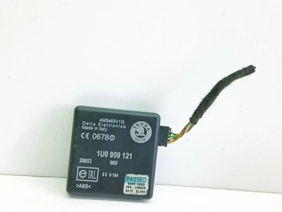 Skoda Octavia Mk1 (1U) 2004 Other ECUs / Modules 1U0959121 UST126857 - Image 1 of 4