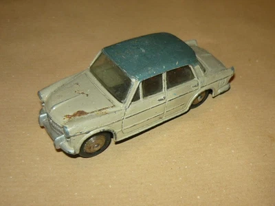 DINKY TOYS 531 FIAT 1200 GRAN LUCE MADE IN FRANCE SCALA 1/43 INCOMPLETO - Immagine 1 di 4