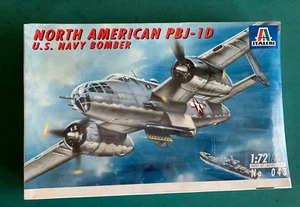 Vintage 1994 Italeri North American PBJ-1D U.S. Navy Bomber #043 1:72 - Picture 1 of 6