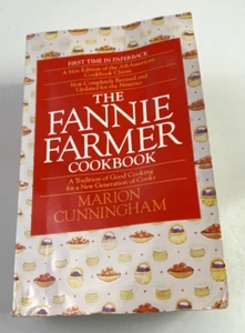 The Fannie Farmer Cookbook by Marion Cunningham - First Time in Paperback 1990 - Picture 1 of 12