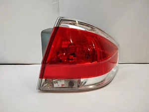 2008-2011 Ford Focus Tail light Assembly right passenger side genuine Oem nice - Picture 1 of 8