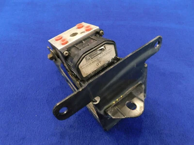 98 1998 福特野马 GT ABS 制动泵模块 二手 原始设备制造商 M13 — 第 1/4 张图片