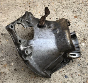 Oldtimer Fiat 500 Getriebe Glocke Gehäuse Bauchgehäuse Alukoffer 4107990 - Bild 1 von 14