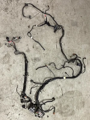 Caixa de fusíveis chicote de fios 2011-12 Ford Mustang GT compartimento do motor CR3T-14290-FG - Imagem 1 de 4