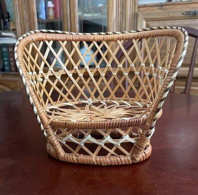 Silla de mimbre pavo real MCM con respaldo de abanico muñeca de ratán planta asiento de amor soporte boho chic Foto 1 de 4