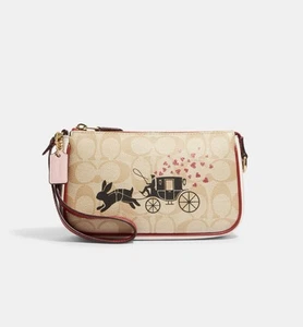 ☂️🍄Coach Lunar New Year Nolita 19 in Signature Canvas mit Hase und Kutsche - Bild 1 von 8