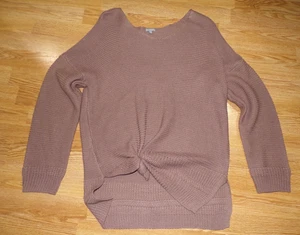Suéter Pullover Acrílico Manga Larga Marrón Charlotte Russe con Aberturas Laterales - Talla M - Imagen 1 de 4