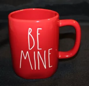 Taza de cacao de té café Be Mine roja RAE DUNN - Imagen 1 de 1
