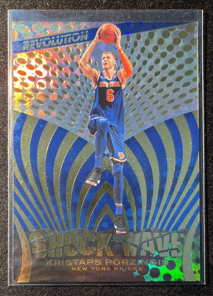 2018-19 Panini Revolution Shockwave Kristaps Porzingis New York Knicks #14 - Image 1 of 2