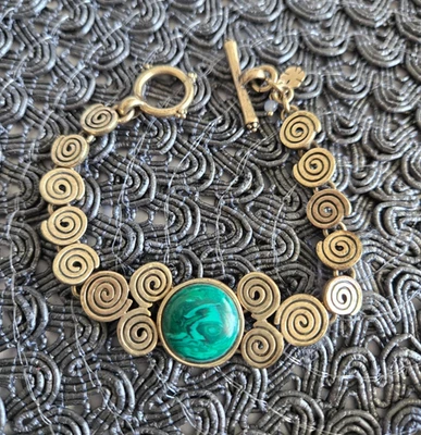 Brazalete Espiral Latón/Tono Dorado con Palanca de Piedra Verde ¡HERMOSO! Foto 1 de 4