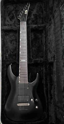 ESP LTD MH-417 Black Satin 7-Saiter E-Gitarre mit Koffer - Bild 1 von 4