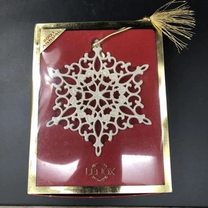 Lenox 2001 Anual Fantasías de Nieve Copo de Nieve Adorno Navidad - Imagen 1 de 7