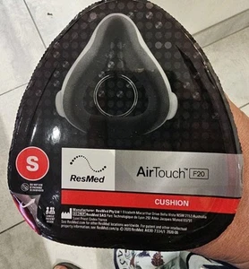 Res_Med Air_Touch F20 Cushion Size Small - Factory Sealed - Picture 1 of 2