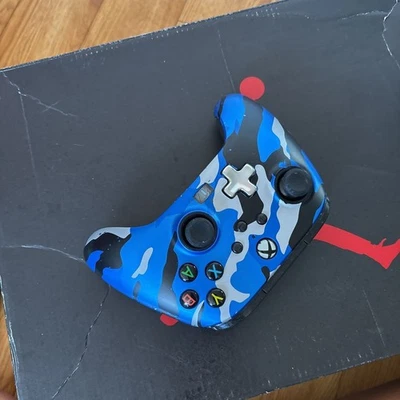 PowerA Enhanced wireless Controller for Xbox Blue Camo - Image 1 of 4