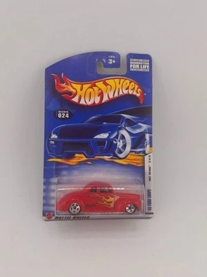 Camioneta Ford Hot Wheels 1940 diecast coche llama roja escala 1:64 Foto 1 de 2