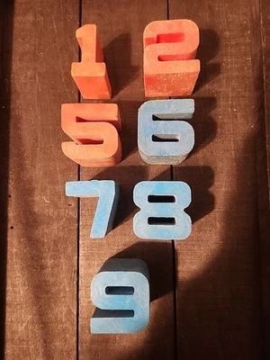 7 Vintage 1971 Mattel TUFF STUFF BLOCKS Numbers 1,2,5,6,7 & 9 - Image 1 of 4