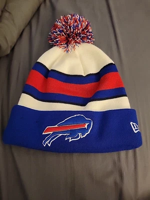Gorro Buffalo Bills Nike rojo blanco y azul Foto 1 de 3