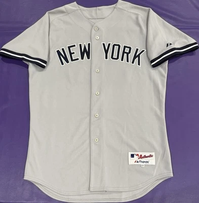 Camiseta Majestuosa Sobre el Campo Auténtica New York Yankees #13 ARod/Jazz Chisolm 44 Foto 1 de 4
