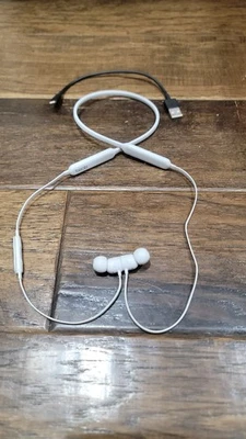 Auriculares internos Beats by Dr. Dre BeatsX inalámbricos Bluetooth - blancos Foto 1 de 4