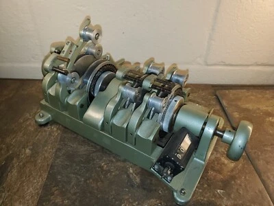 Empalmadora de película vintage Moviola modelo SZD-Spec 16 mm edición modelo 50615 Foto 1 de 4