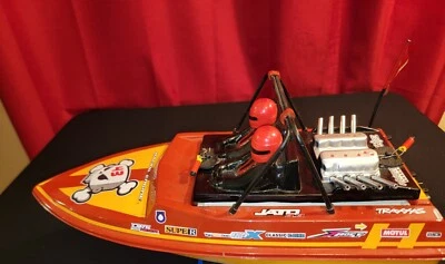 NQD Custom Jet Boat Build con batería 3s, eje flexible y bomba de sentina... Foto 1 de 4