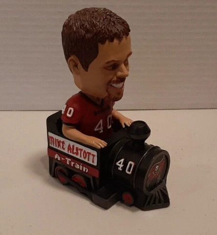 Hess Tampa Bay Buccaneers MIKE ALSTOTT #40 A-Train Commemorative Bobble Head Cover