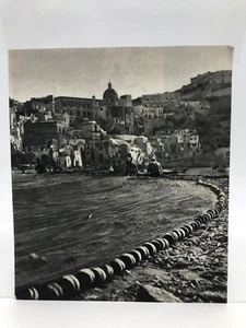 Clipping Ritaglio originale 1956 Procida vista dal porto - Imagen 1 de 1