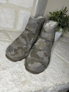 Stivali mimetici Bearpaw Aleesa Exotic verde taglia 11 - Foto 1 di 10