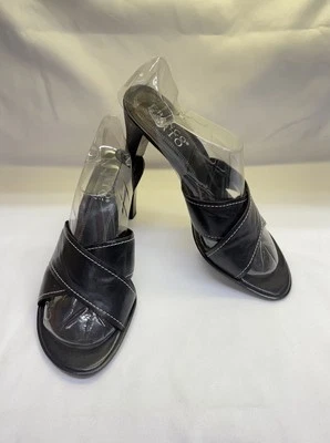 Sandalias Franco Sarto Tacón Punta Abierta Deslizable Talla 9.5M Cuero Negro y Puntada Blanca Foto 1 de 4