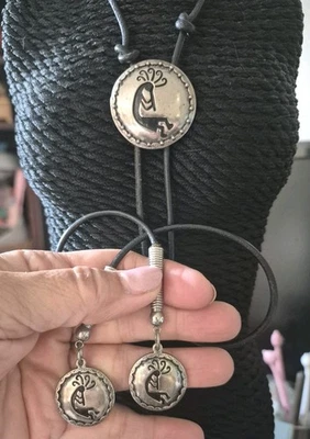 Corbata Hopi Ster Silver Overlay Kokopelli Bolo + con dijes adicionales en la parte posterior ver fotos  Foto 1 de 4