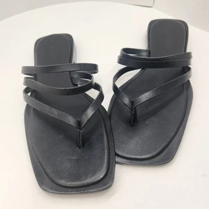 Schutz sandals women's 7B black leather Rania strappy flip-flops comfy new $130 - Picture 1 of 10