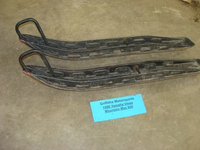 Yamaha VMAX 600 1996 Mountain Max 8CC esquís metálicos corredores carburos pieles Foto 1 de 4