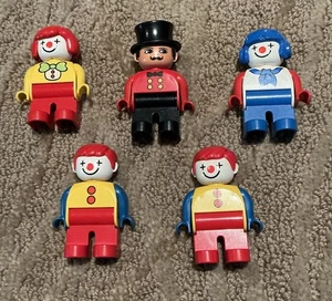 Vintage 1988-1990 LEGO Duplo Circus Ringmaster & Clown Minifigures Lot Of 5 - Picture 1 of 2