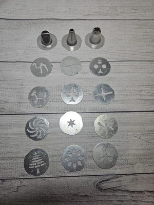 Vintage MIRRO Cookie Press DISCS and TIPS Only - 12 Discs, 3 Tips - Accessories - Image 1 of 4