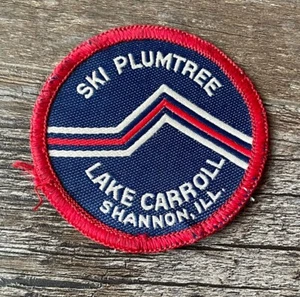 Rare SKI PLUMTREE LAKE CARROLL SHANNON Illinois 2.5” Round Patch IL Red Blue - Picture 1 of 3