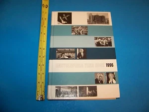 Vintage Encyclopedia Year Book 1996 Grolier - Picture 1 of 4