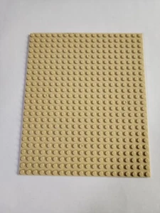 Baseplate Hasbro Tan 20x24 K101327  - Picture 1 of 4