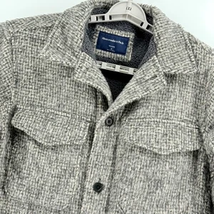 Chaqueta Camisa Abercrombie Fitch Para Hombre Calce Relajado Forrada Sherpa A Cuadros Talla S Gris - Imagen 1 de 15