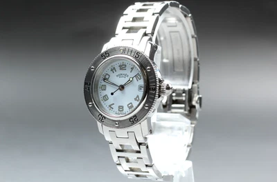 *Casi COMO NUEVO* Reloj de cuarzo vintage HERMES Clipper CL5.210 Diver 28 mm para dama JAPÓN Foto 1 de 4