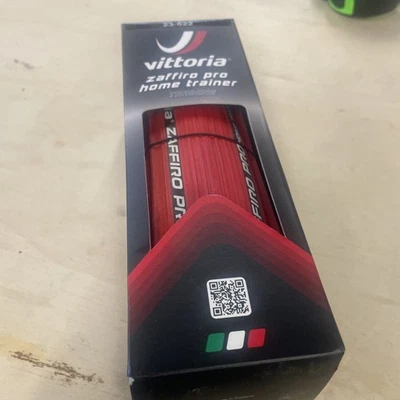 Pneu Vittoria Zaffiro Pro Home Trainer, 700x23, Vermelho - Imagem 1 de 3