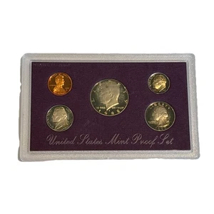 Juego de prueba Kennedy 1988 de medio dólar como nuevo de Estados Unidos cinco monedas diferentes caja original - Imagen 1 de 5