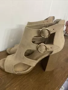 Apt 9 6.5 Beige Faux Suede Open Toe Block Heel Pumps Sandals - Picture 1 of 7
