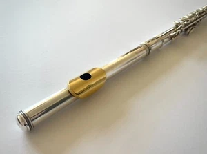 Preowned Yamaha 311 gold lipped flute - Picture 1 of 4