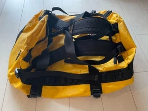 Borsone The North Face Base Campeggio Borsone Giallo/Nero Viaggio Esterno Pesca - Foto 1 di 14