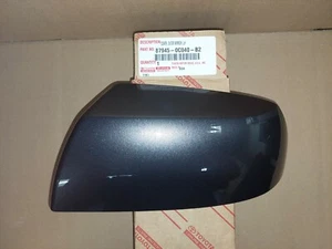 OEM SEQUOIA TUNDRA OUTER MIRROR COVER 1G3 MAGNETIC GRAY 87945-0C040-B2 DRIVER - Picture 1 of 3