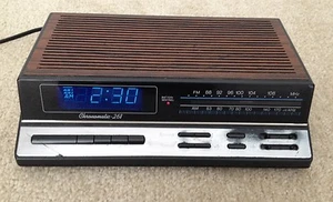 Vintage Retro Realistic Chromatic-268 AM FM Radio Alarm Clock - Picture 1 of 11