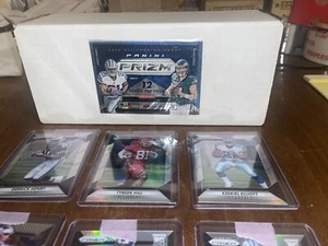 2016 Panini Prizm Football Complete 1-300 Set Tyreek Hill Prescott Henry BRADY - Picture 1 of 9